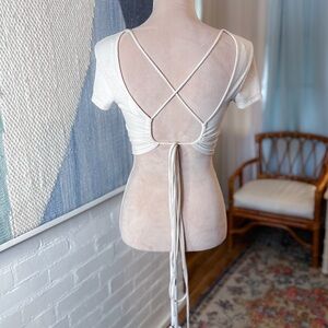 Skylar + Madison Ribbed Backless Tied Back Details